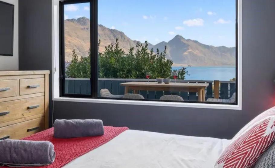 Fantastic Views, Close To Town 2 Bedroom Apartment Queenstown Bagian luar foto